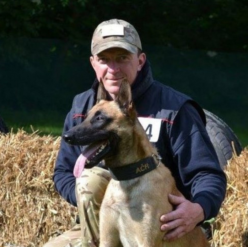 V Afghánistánu padl vojenský kynolog Tomáš Procházka (†42), na korbě vezl svého psa